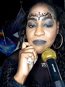 Snapshot of AmazonianMistress chatting on 23, 10, 2025 AmazonianMistress online show from 23, 10, 2025