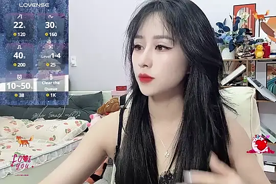  LLisa  online show from 9, 1, 2025