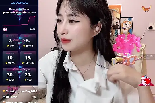  LLisa  online show from 2, 3, 2025