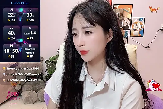  LLisa  online show from 3, 3, 2025