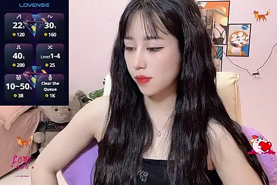  LLisa  online show from 11, 3, 2025