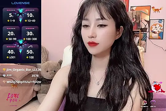  LLisa  online show from 14, 3, 2025