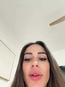 Snapshot of Alisa-Marie chatting on 27, 1, 2025 Alisa-Marie online show from 27, 1, 2025