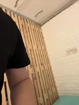 MrMrsRight online show from 8, 1, 2026