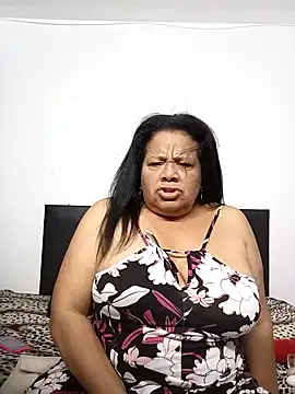 Snapshot of Shanttal0272 chatting on 5, 2, 2025 Shanttal0272 online show from 5, 2, 2025