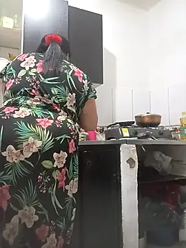 Snapshot of Shanttal0272 chatting on 20, 2, 2025 Shanttal0272 online show from 20, 2, 2025