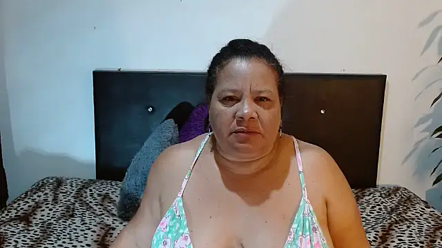 Snapshot of Shanttal0272 chatting on 26, 2, 2025 Shanttal0272 online show from 26, 2, 2025