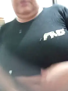 Snapshot of Shanttal0272 chatting on 17, 9, 2025 Shanttal0272 online show from 17, 9, 2025