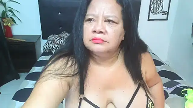 Snapshot of Shanttal0272 chatting on 16, 11, 2025 Shanttal0272 online show from 16, 11, 2025