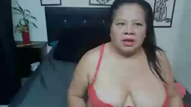 Snapshot of Shanttal0272 chatting on 29, 11, 2025 Shanttal0272 online show from 29, 11, 2025