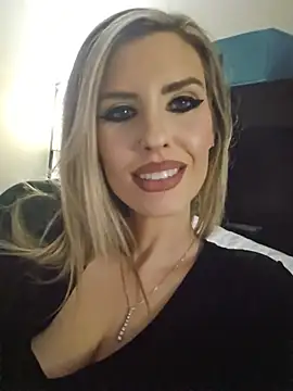 Snapshot of ellieconradxo chatting on 16, 5, 2026 ellieconradxo online show from 16, 5, 2026
