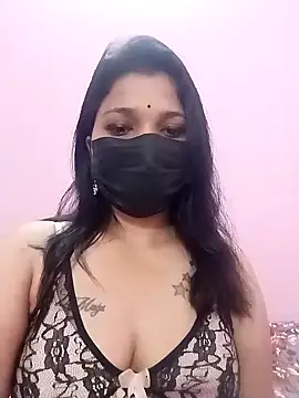 Snapshot of Beauty-khan chatting on 4, 1, 2025 Beauty-khan online show from 4, 1, 2025