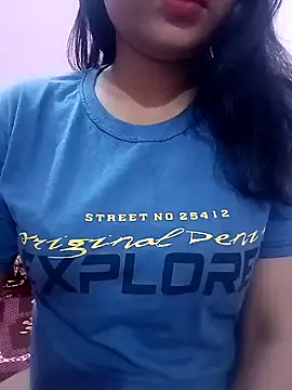 Snapshot of Beauty-khan chatting on 6, 1, 2025 Beauty-khan online show from 6, 1, 2025