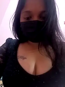 Snapshot of Beauty-khan chatting on 11, 1, 2025 Beauty-khan online show from 11, 1, 2025