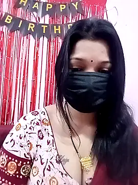 Snapshot of Beauty-khan chatting on 5, 2, 2025 Beauty-khan online show from 5, 2, 2025