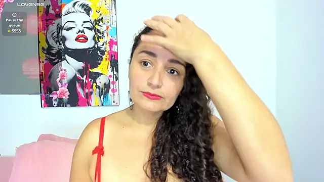  luna  sweet  online show from 18, 3, 2025