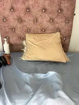 Snapshot of LUISA_SEXY_ chatting on 27, 2, 2026 LUISA SEXY online show from 27, 2, 2026