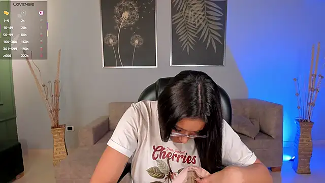 AmberLewis  online show from 2, 11, 2025