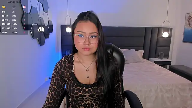 AmberLewis  online show from 27, 11, 2025