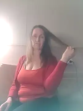Snapshot of Evelina_cute chatting on 25, 12, 2024 Evelina cute online show from 25, 12, 2024
