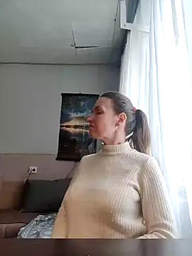 Snapshot of Evelina_cute chatting on 11, 2, 2025 Evelina cute online show from 11, 2, 2025