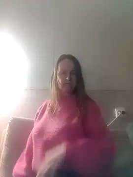 Snapshot of Evelina_cute chatting on 20, 2, 2025 Evelina cute online show from 20, 2, 2025