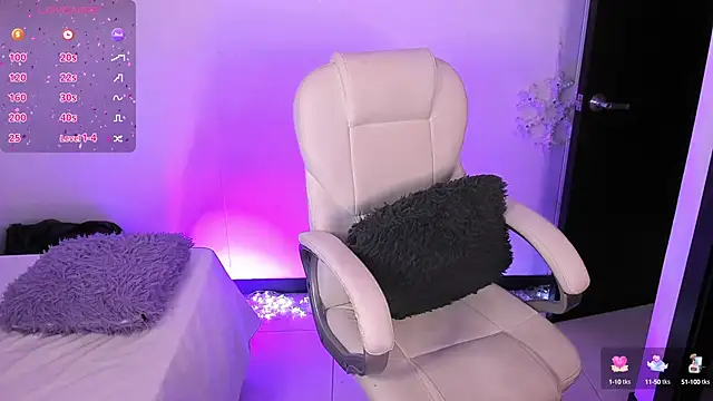 Snapshot of nyna_1 chatting on 27, 2, 2025 nyna 1 online show from 27, 2, 2025