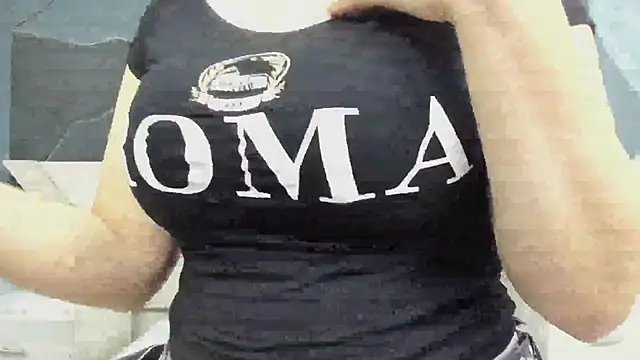 Snapshot of AmberGreyy_ chatting on 2, 3, 2025 AmberGreyy online show from 2, 3, 2025