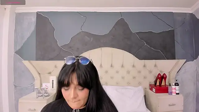 Snapshot of AmberGreyy_ chatting on 3, 10, 2025 AmberGreyy online show from 3, 10, 2025