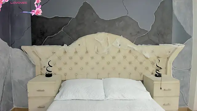 AmberGreyy  online show from 14, 10, 2025