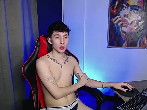 Snapshot of SebasstianGrand chatting on 2, 3, 2025 SebasstianGrand online show from 2, 3, 2025