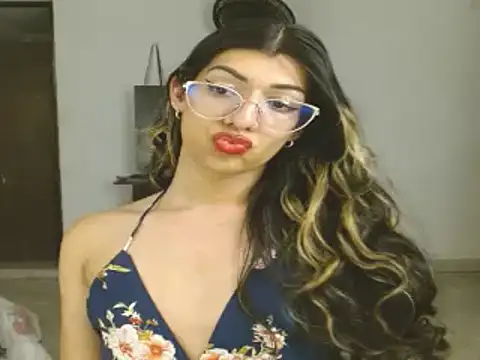 engielphoenis14 online show from 19, 1, 2025