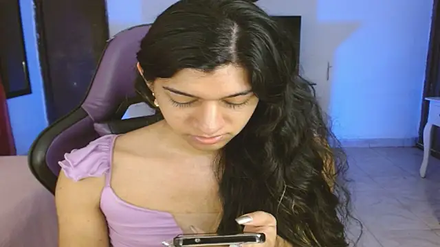 Snapshot of engielphoenis14 chatting on 3, 2, 2026 engielphoenis14 online show from 3, 2, 2026