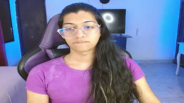 Snapshot of engielphoenis14 chatting on 12, 2, 2026 engielphoenis14 online show from 12, 2, 2026