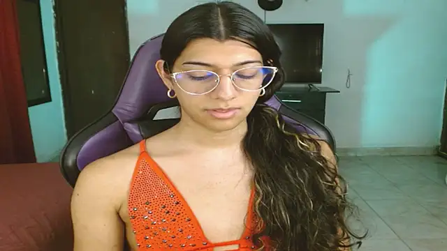 Snapshot of engielphoenis14 chatting on 24, 2, 2026 engielphoenis14 online show from 24, 2, 2026