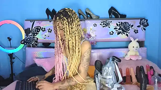 Snapshot of gabbiefoxthx chatting on 23, 1, 2025 gabbiefoxthx online show from 23, 1, 2025