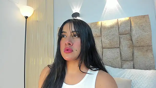 amatista  smith online show from 21, 10, 2025