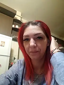 Evadesirex46 online show from 5, 12, 2024