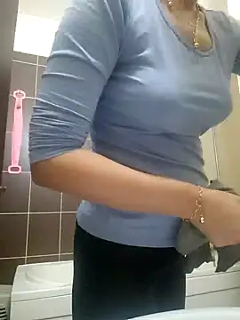 Evadesirex46 online show from 7, 12, 2024