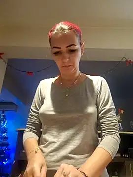 Evadesirex46 online show from 15, 12, 2024