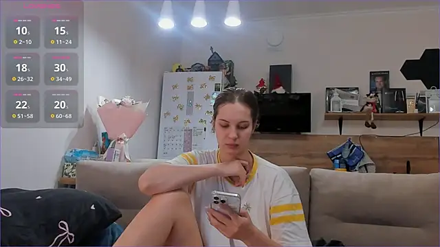 Girl alone home online show from 21, 3, 2026