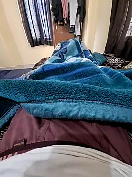 villagb12 online show from 28, 12, 2024