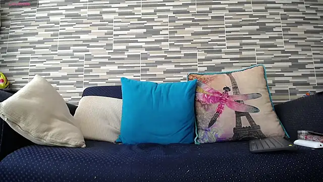 Snapshot of VioletaGomezCo chatting on 30, 11, 2025 VioletaGomezCo online show from 30, 11, 2025