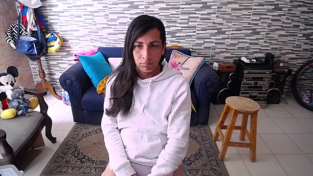Snapshot of VioletaGomezCo chatting on 21, 4, 2026 VioletaGomezCo online show from 21, 4, 2026