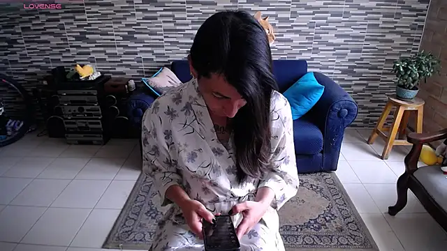 Snapshot of VioletaGomezCo chatting on 16, 5, 2026 VioletaGomezCo online show from 16, 5, 2026