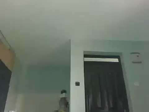 Snapshot of sweet_love00 chatting on 8, 1, 2025 sweet love00 online show from 8, 1, 2025