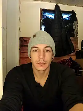 Snapshot of L0ST_BOi chatting on 8, 12, 2024 L0ST BOi online show from 8, 12, 2024