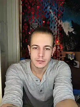 Snapshot of L0ST_BOi chatting on 8, 2, 2025 L0ST BOi online show from 8, 2, 2025