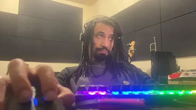 Snapshot of hotcamboy420 chatting on 20, 11, 2025 hotcamboy420 online show from 20, 11, 2025