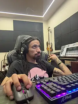 hotcamboy420 online show from 27, 3, 2026